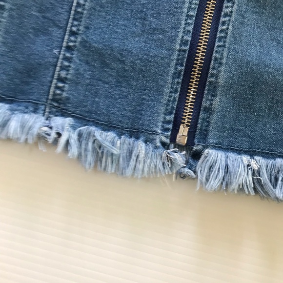 MISSGUIDED womens sz 10 stretch denim zip front frayed edge mid blue denim dress - Picture 14 of 16